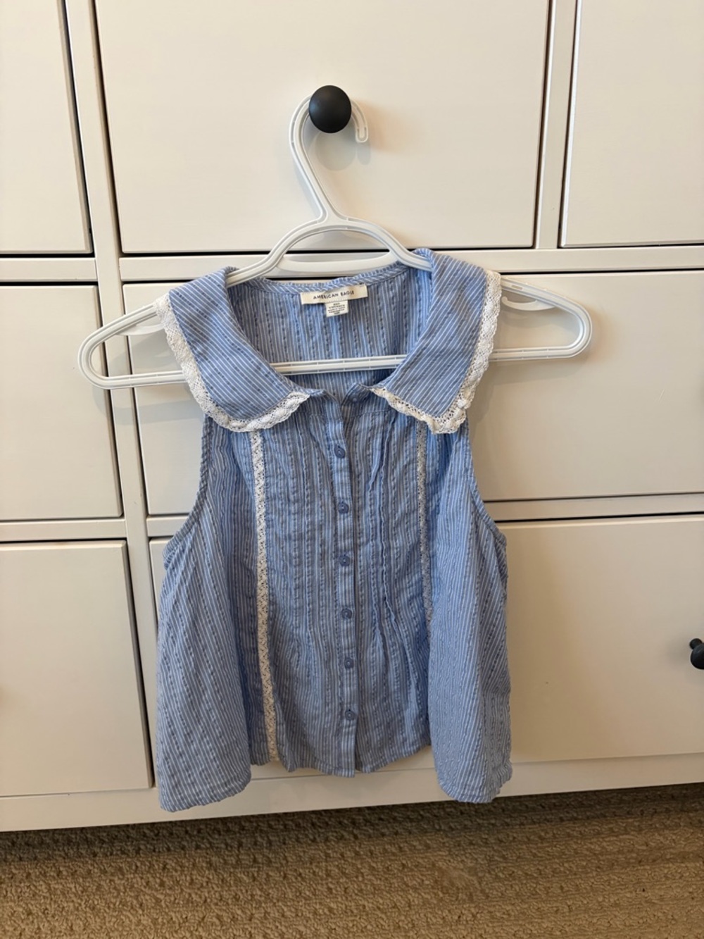 VINTAGE LACE COLLAR CROP AMERICAN EAGLE TANK
